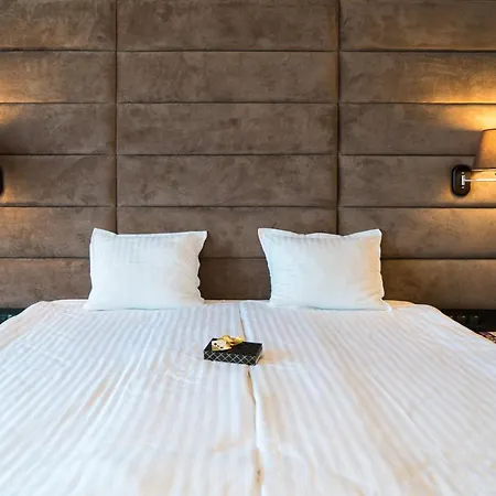 Pulse Health Center Hotel